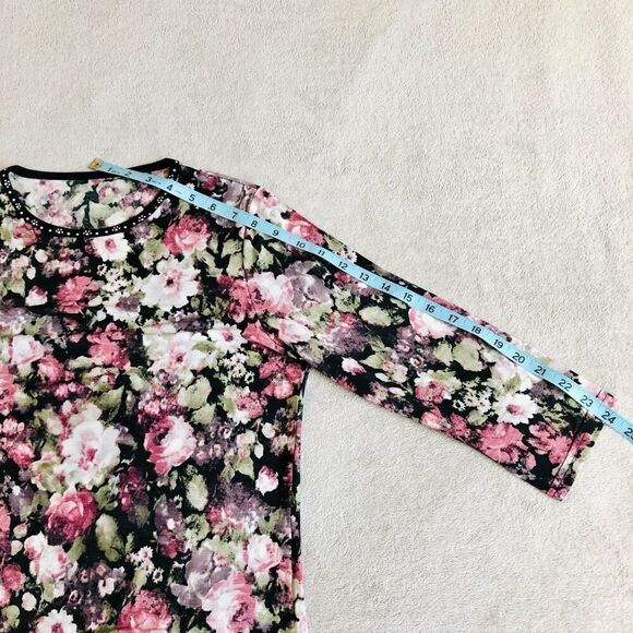 Women’s Floral and Rhinestone 3/4 Round Neck Top - Picture 7 of 10